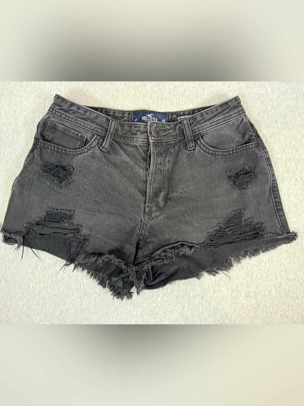 Hollister High-Rise Mom Denim Shorts Washed Black - W29